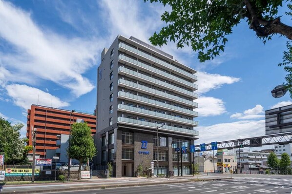 ナナアーク荒町の物件外観写真